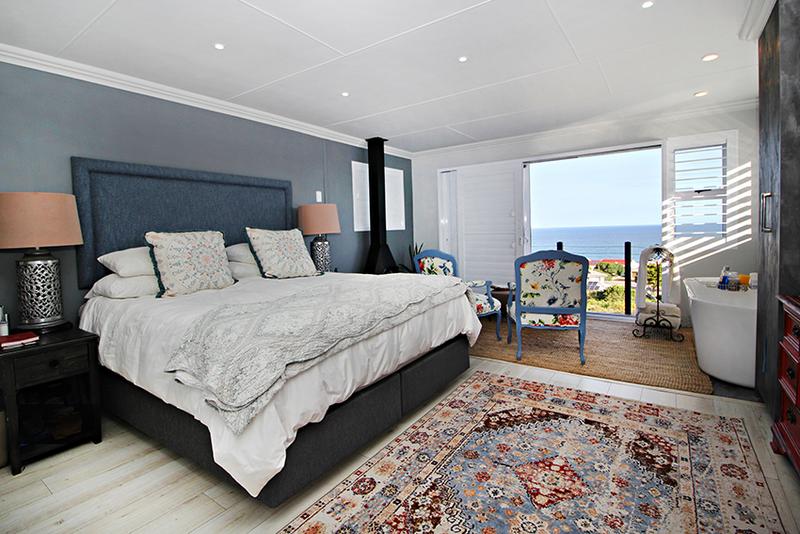 6 Bedroom Property for Sale in Reebok Western Cape